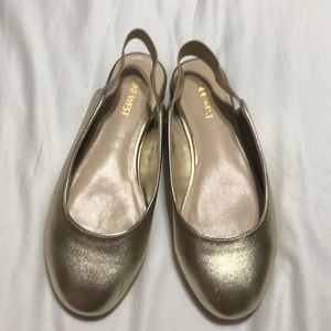 Nine West Gold Flats